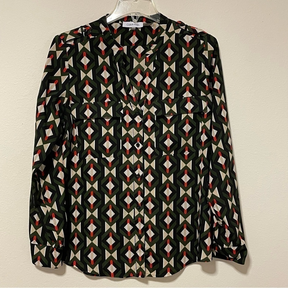 Calvin KleinWomen’s SP Button up shirt Pockets Long Roll tab sleeve Geometric‎